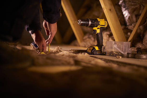 Best Insulation Installation Services in Gnadenhutten, OH
